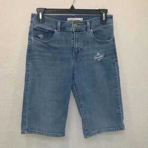 Levi’s Women’s Bermuda Short